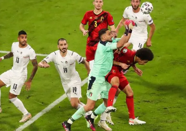 2016年欧洲杯意大利VS比利时：铁血防守与激情进攻的较量